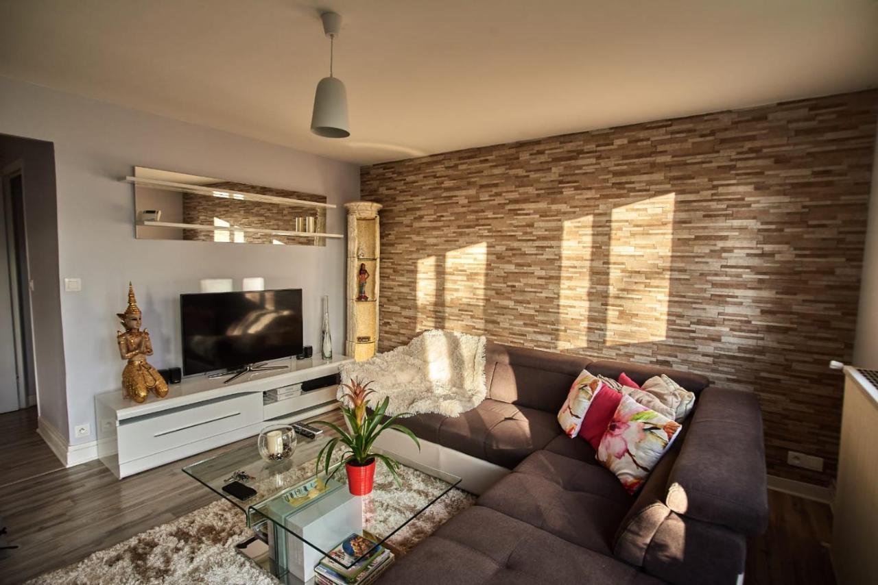 Chambres A Louer Dans Appartement Balcon - Wifi - Parking Gratuit Невер Екстериор снимка