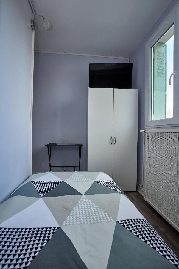 Chambres A Louer Dans Appartement Balcon - Wifi - Parking Gratuit Невер Екстериор снимка